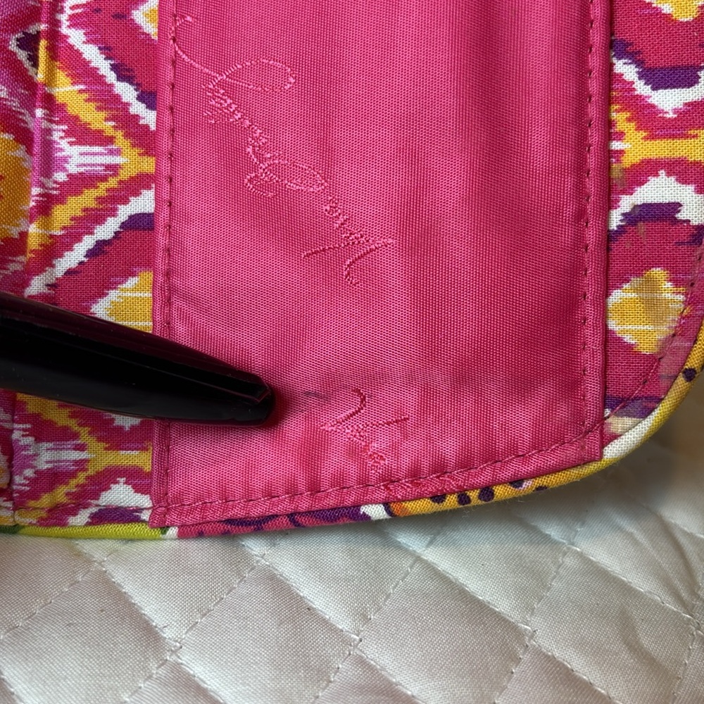 Vera Bradley Clementine Kiss
N' Snap Wallet - Picture 8 of 10